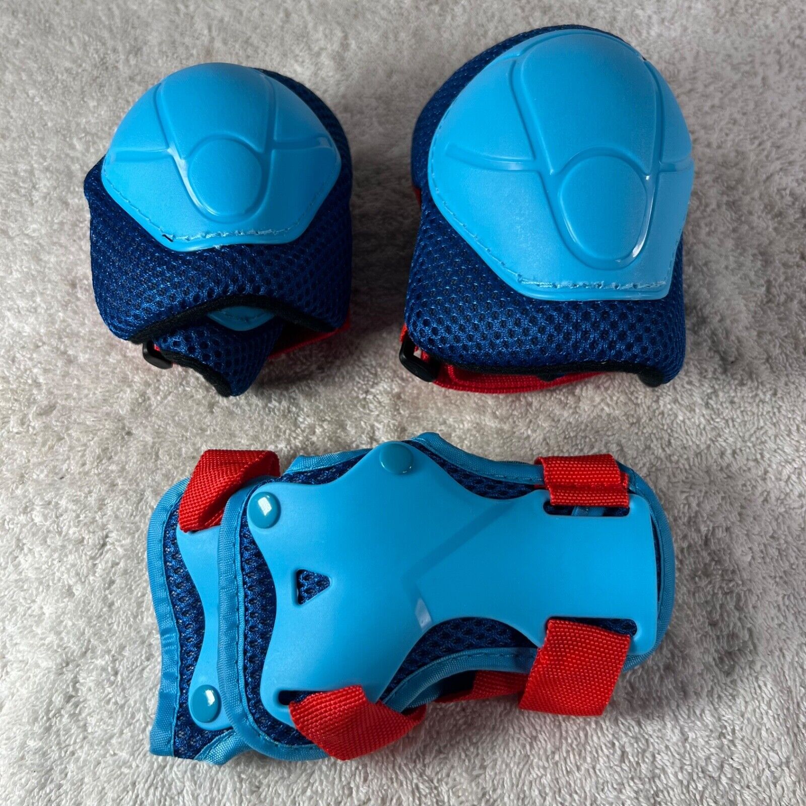 Kids Blue Durable Protective Gear - Knee, Elbow & Wrist Pads For Outdoor Sports