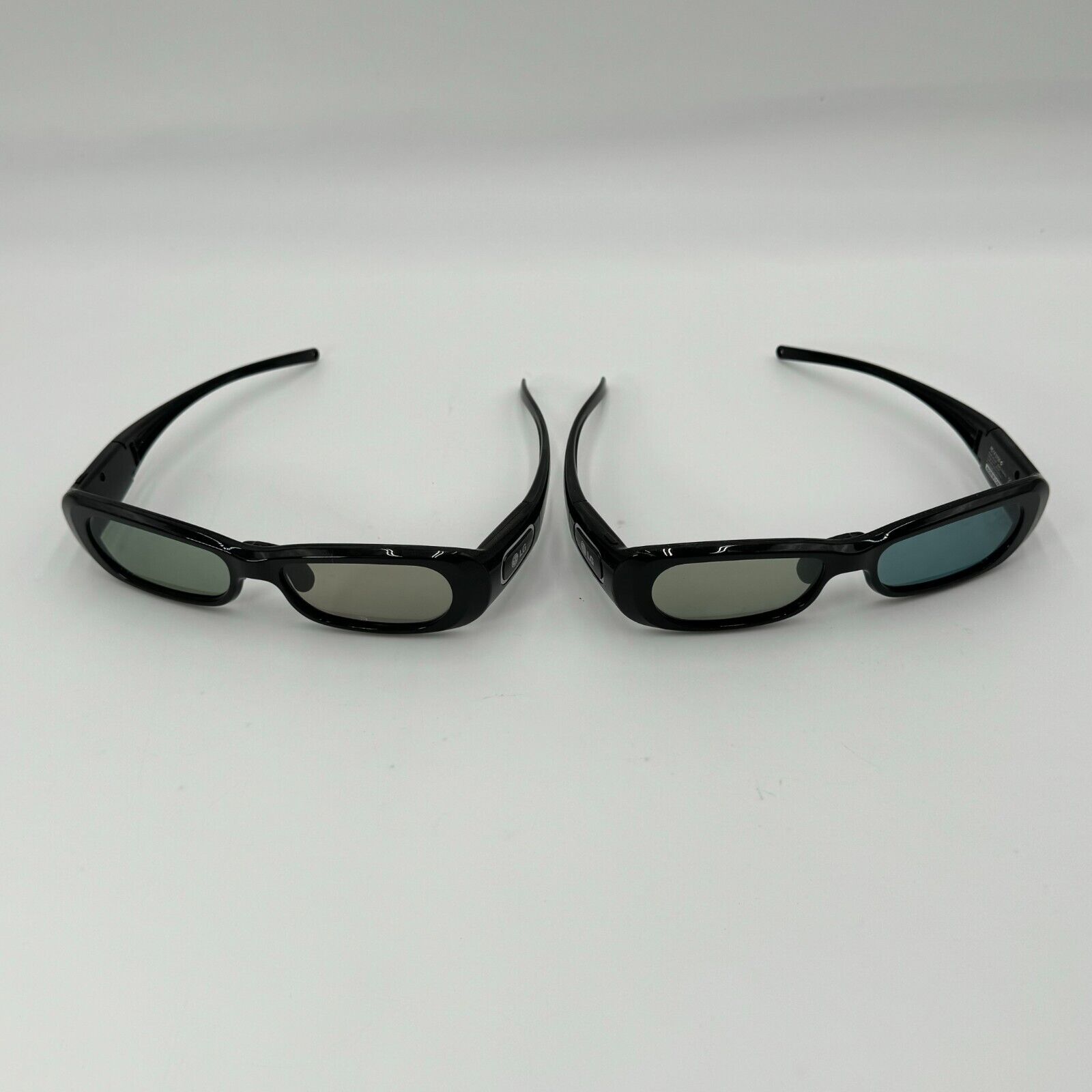 Pair of 2 LG 3D Glasses for TV and Projector AG-S250 New Open Box No Charger