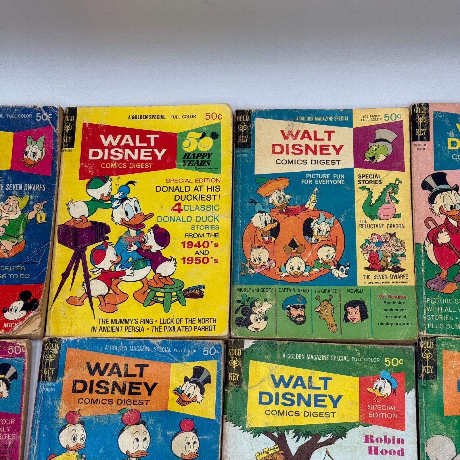 Lot of 34 Vintage Walt Disney Comics Digest Books Collection - US CLASSIC COMICS