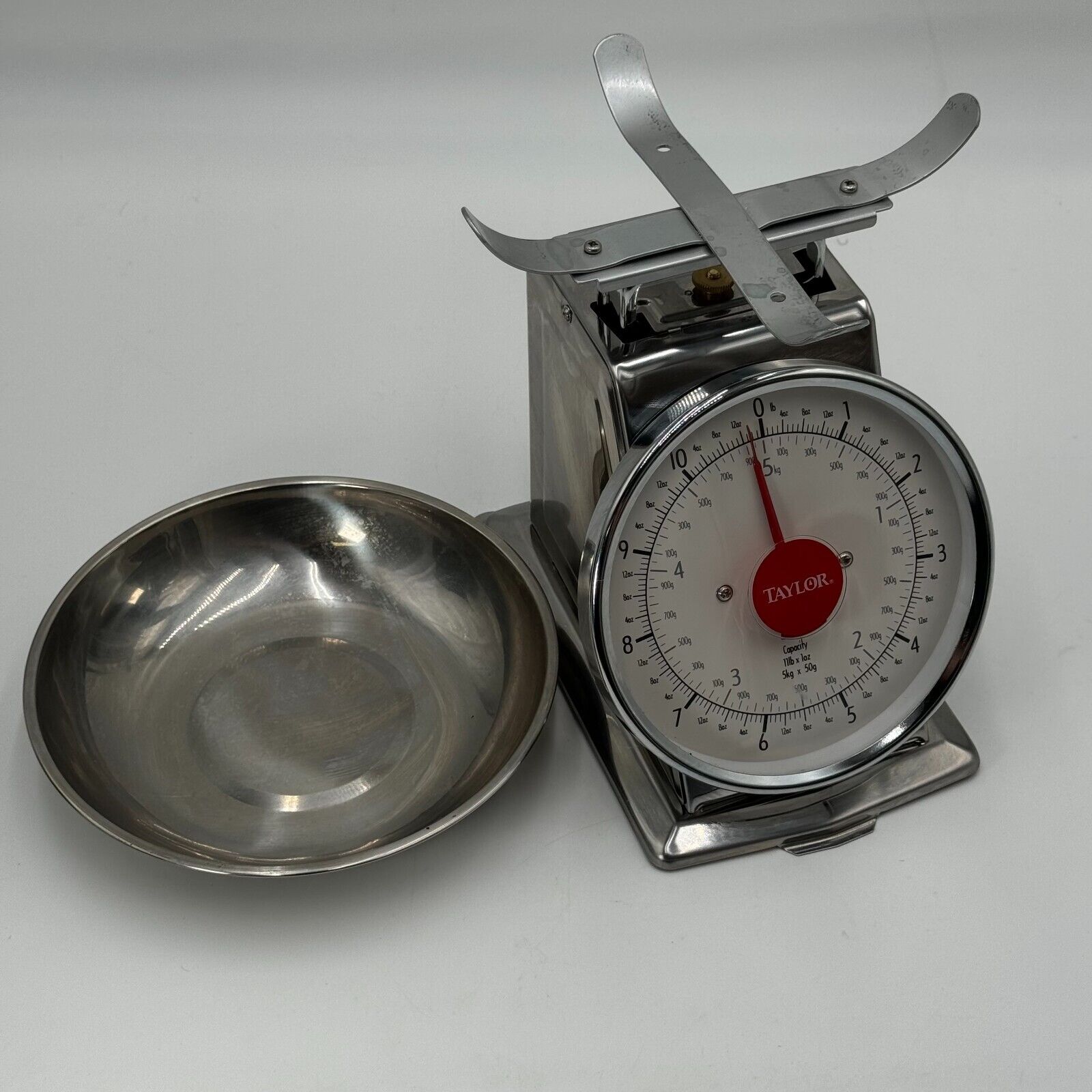 Taylor Scale Weighs up to 11 lbs Measures in Grams and Ounces Mechanical Retro