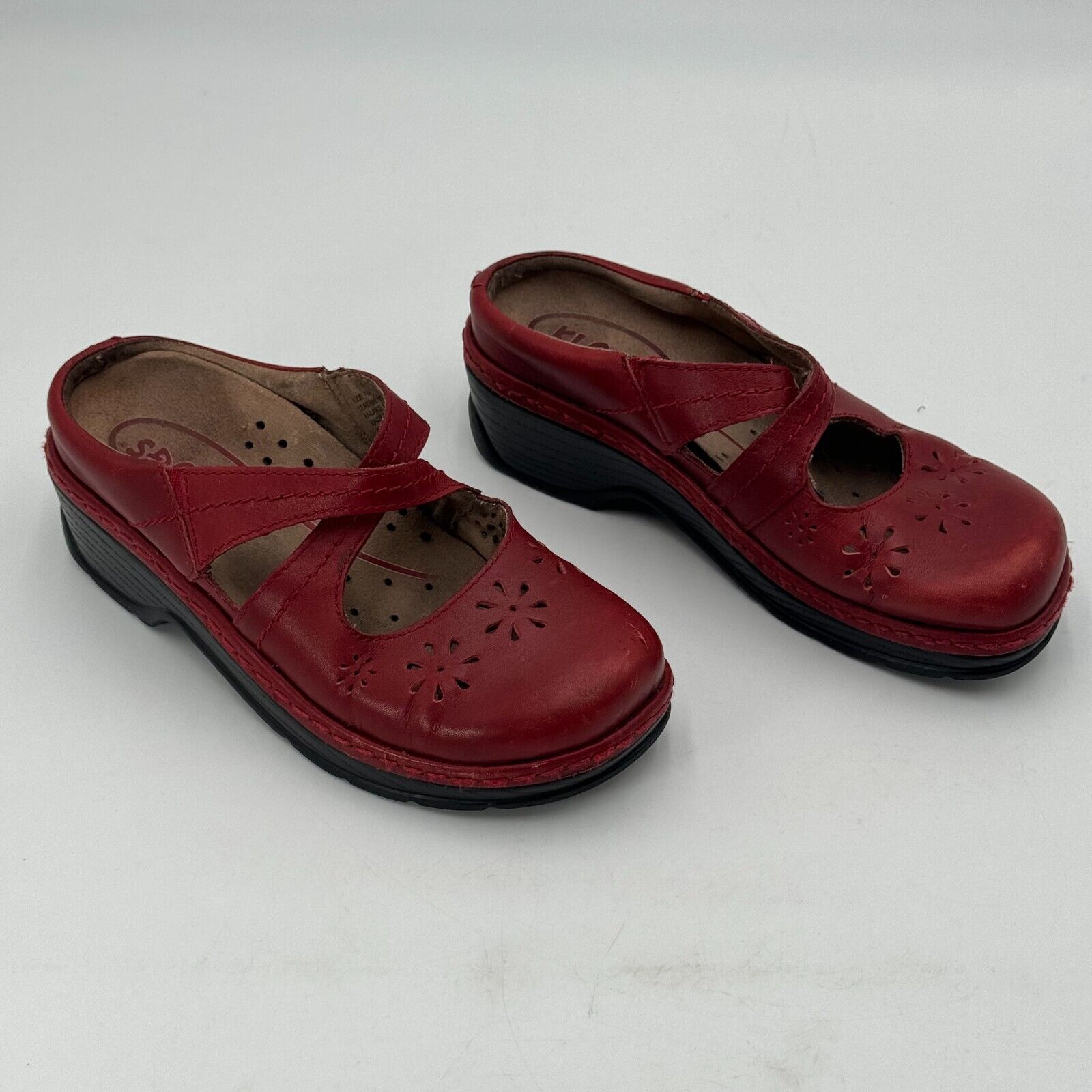 Klogs Carolina Womens Size 8M US Leather Non Slip On Mary Jane Clogs Burgundy