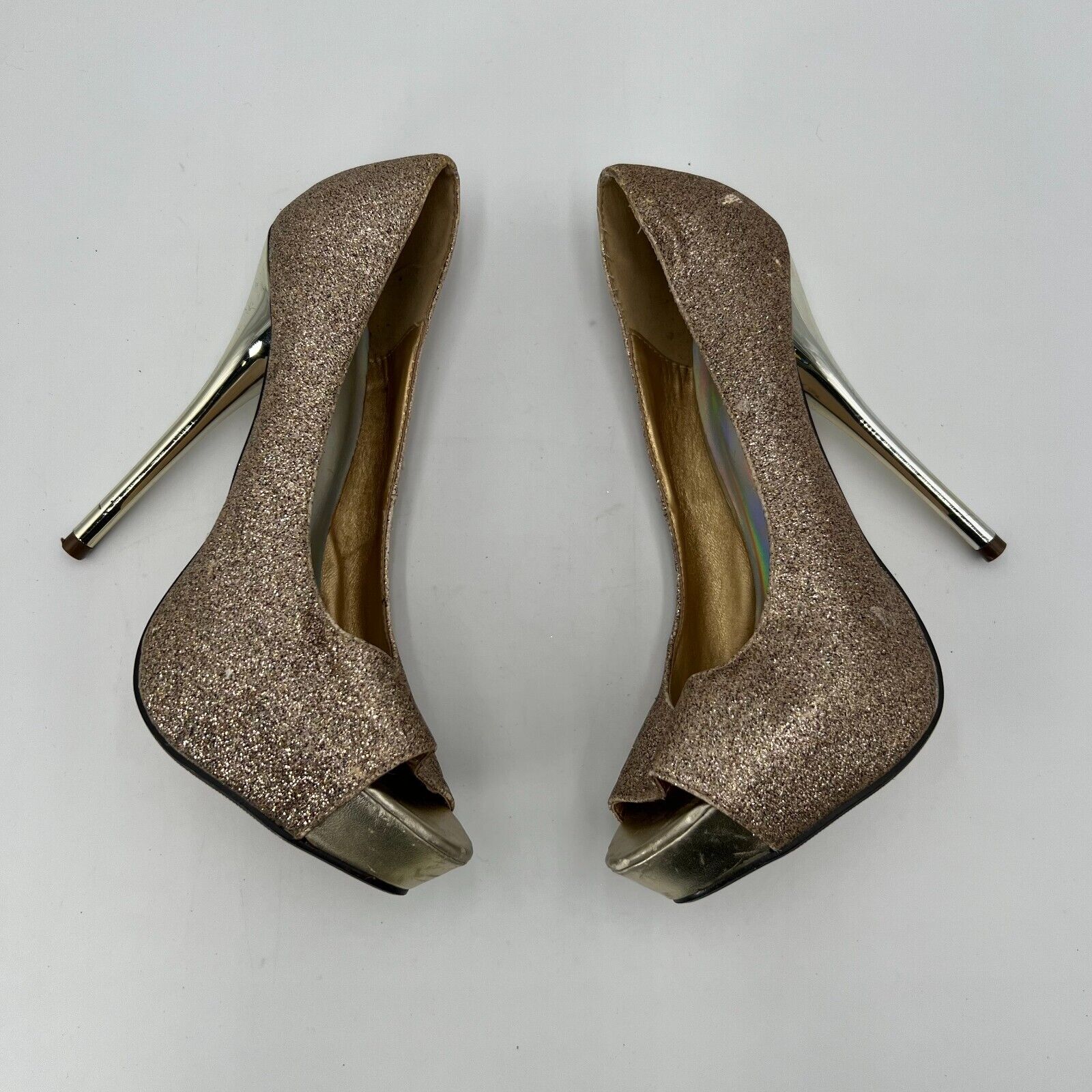 D brand Heart Gold Glitter Open Toe Pumps 5.5 inch Stiletto Heel Womens Size 8