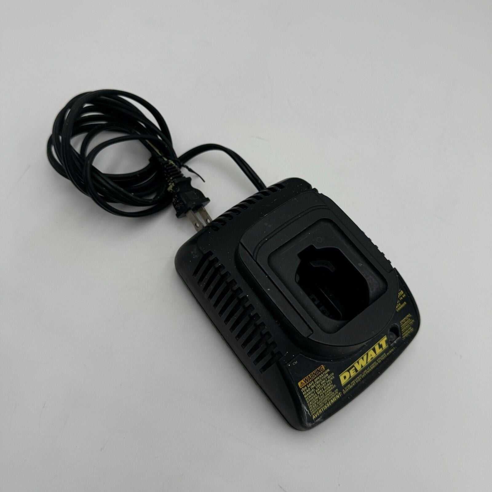 DeWALT DW9118 7.2V-14.4Volt Battery Charger Original Genuine OEM