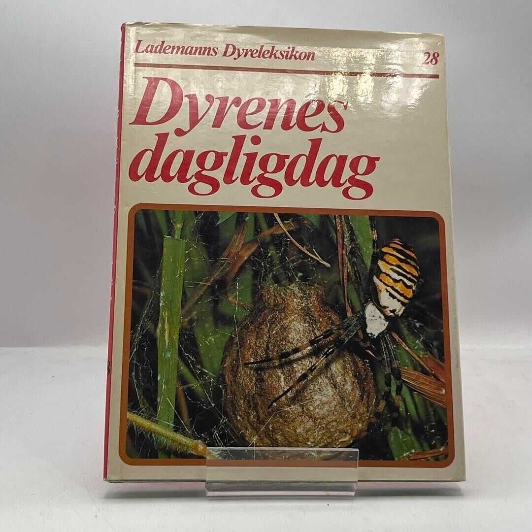 Dyrenes Dagligdag by Ladmamanns Dyreleksikon hc