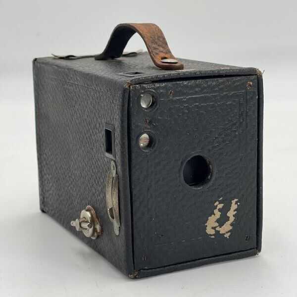 EASTMAN KODAK CO. BROWNIE No 2. BOX CAMERA est. 1920’s RARE USA With Box