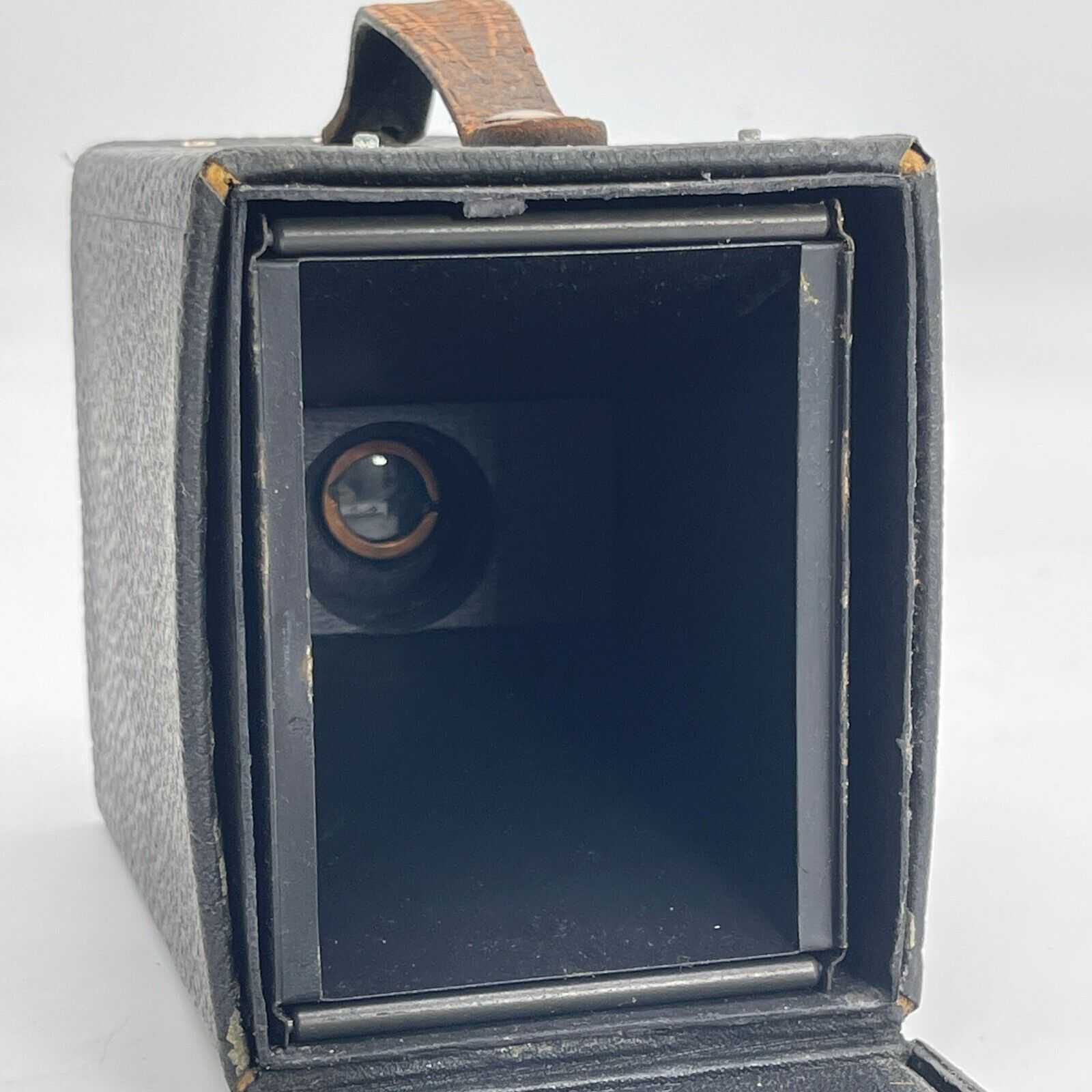 EASTMAN KODAK CO. BROWNIE No 2. BOX CAMERA est. 1920’s RARE USA With Box