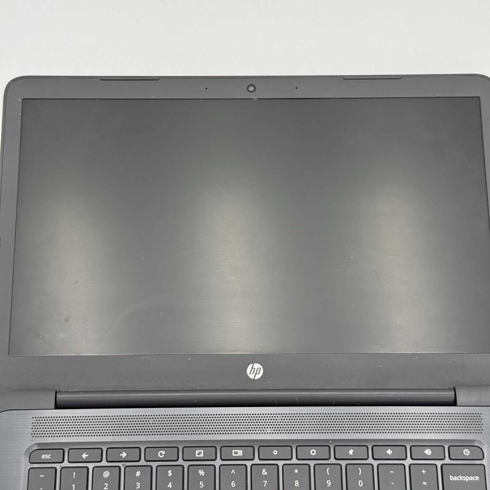 HP Chromebook 14 DB0043WM 14in Intel Celeron CPU 4GB RAM 32GB SSD For Parts