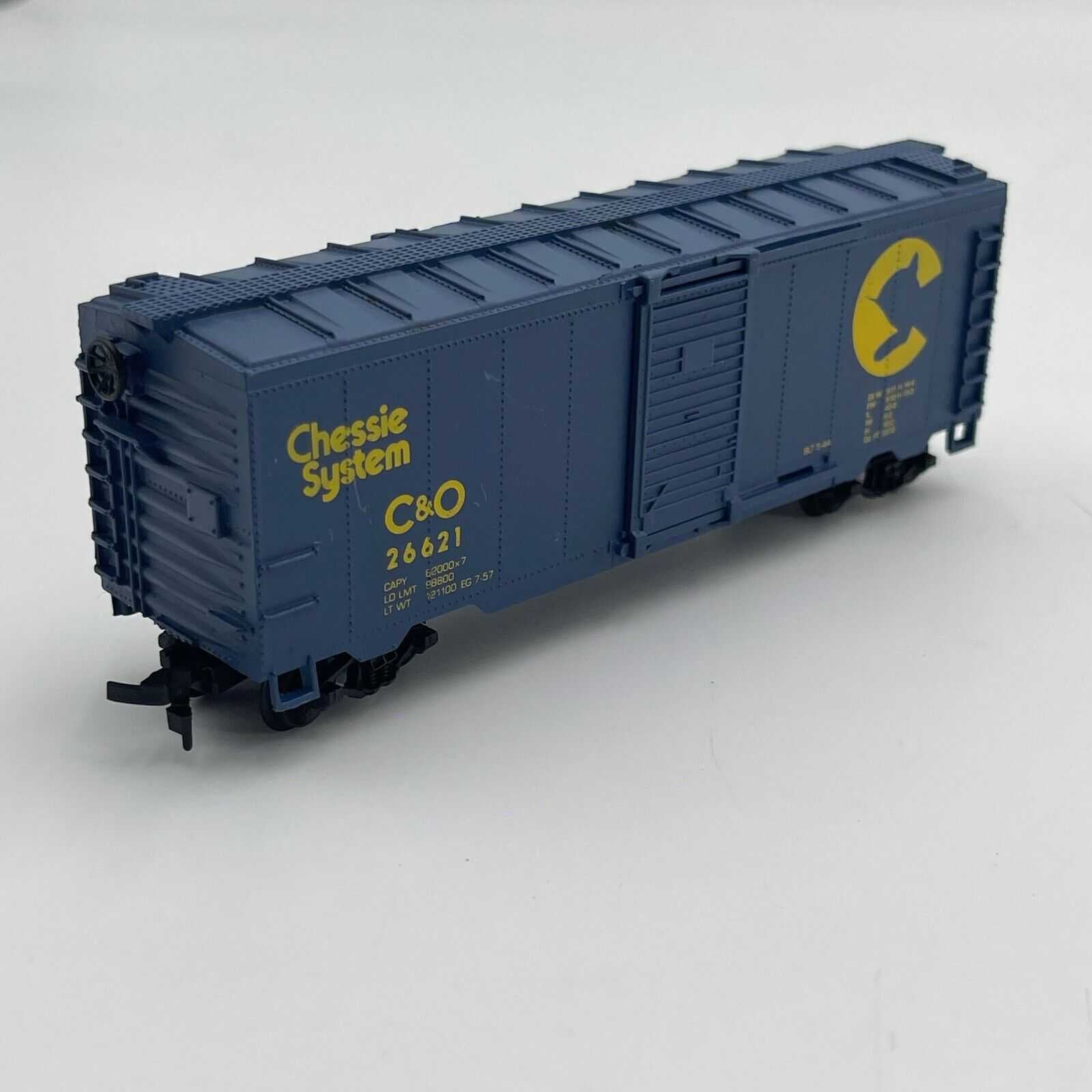 Life-Line Rail Chief Union Pacific Train Locomotive Set