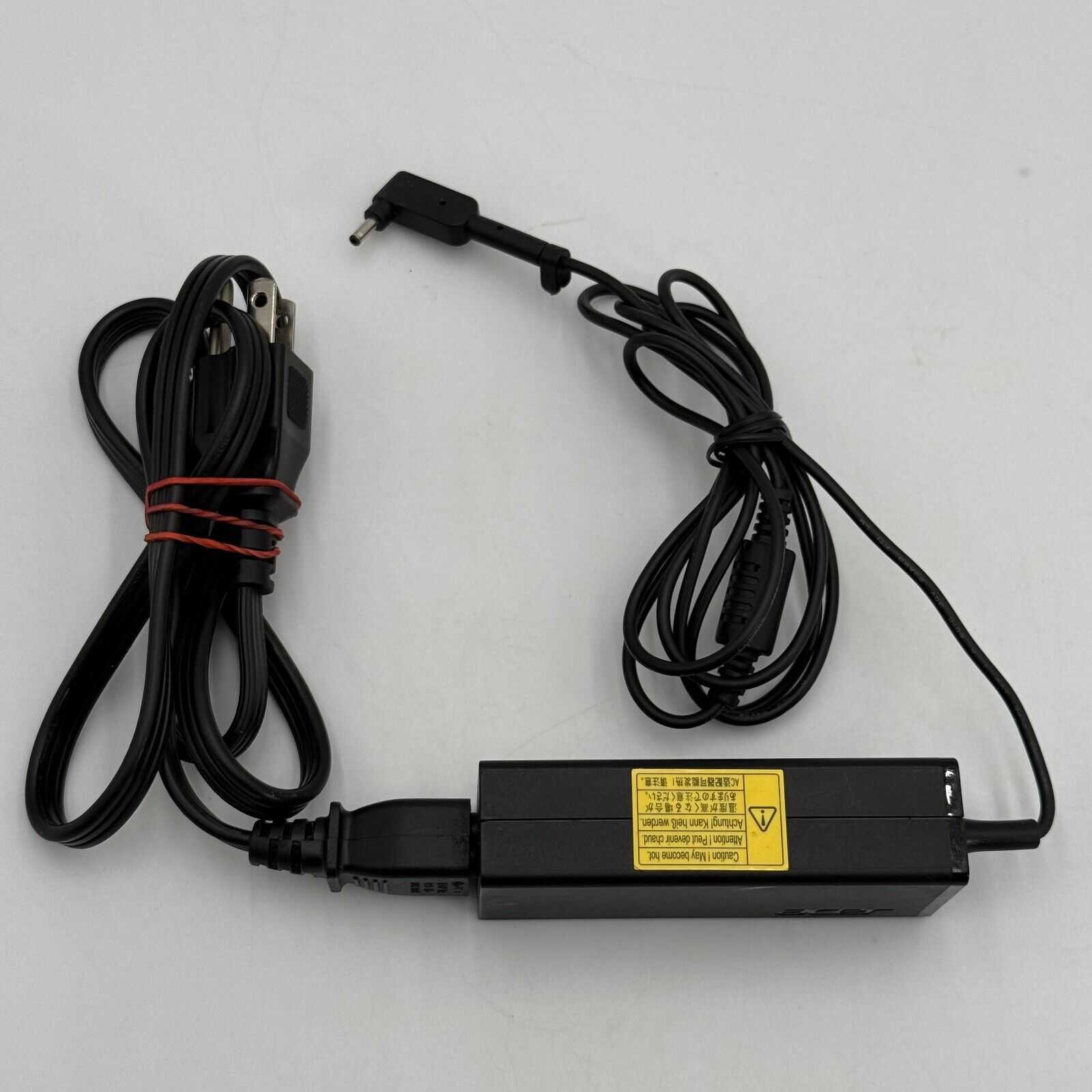 Original 45W Acer ADP-45HE B AC Power Supply Adapter Charger 19V 2.37A