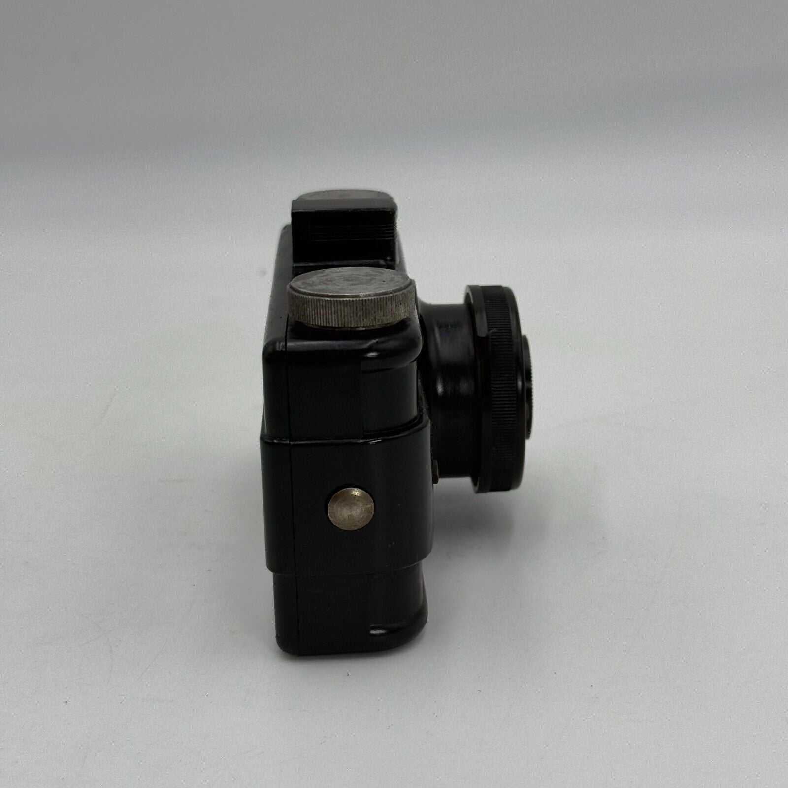 ROLLS Rollax 50mm Vintage Camera Untested