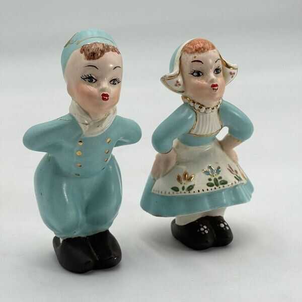 Vintage Charming Porcelain Sculptures Dutch Boy and Girl Kissing Figurines