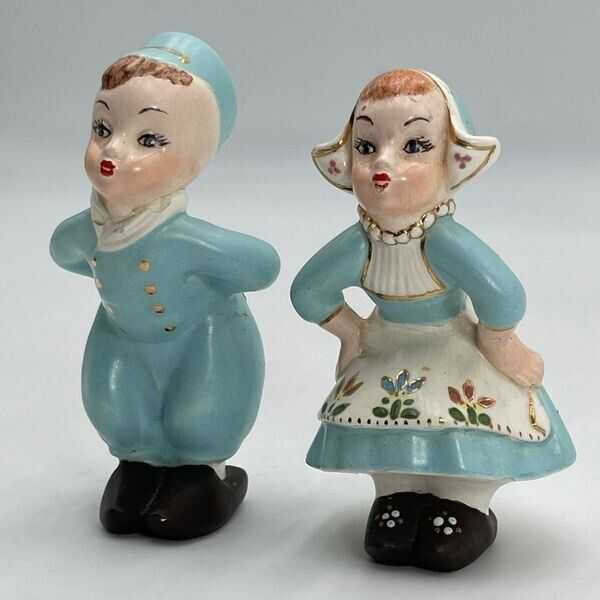 Vintage Charming Porcelain Sculptures Dutch Boy and Girl Kissing Figurines