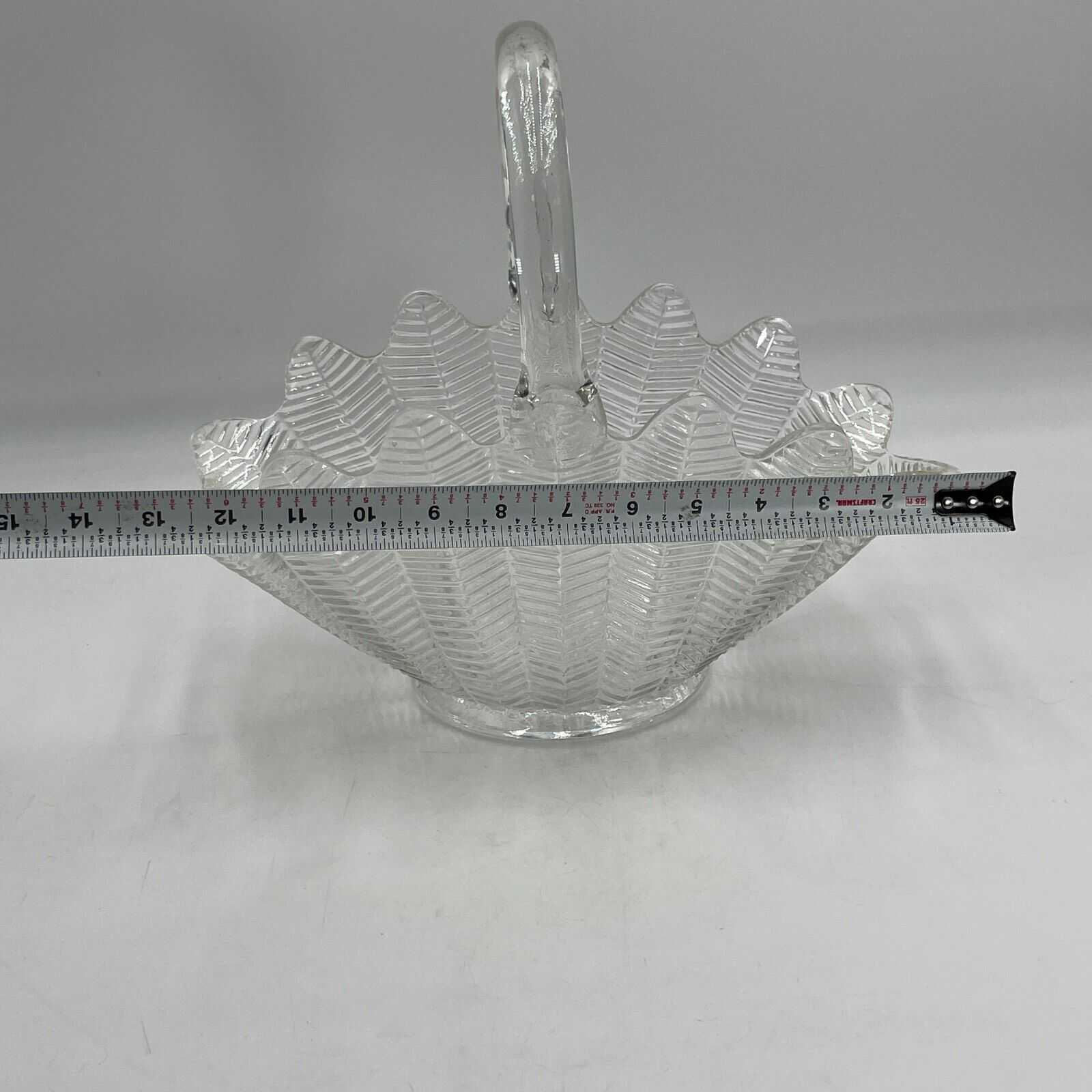 Vintage Large L.E. Smith Glass Clear Feather or Fern Pattern Basket 1940’s/50s